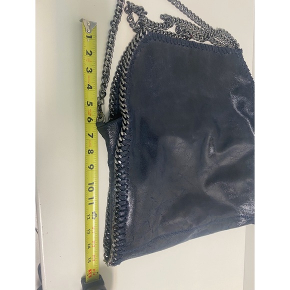 GENUINE LEATHER VERA PELLE HANDBAG, NAVY BLUE WITH METAL CHAIN HANDLES - Picture 2 of 16